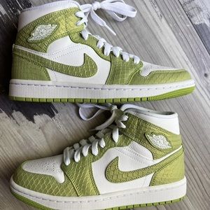 Jordan 1 Mid Lime Green Python women’s 6.5